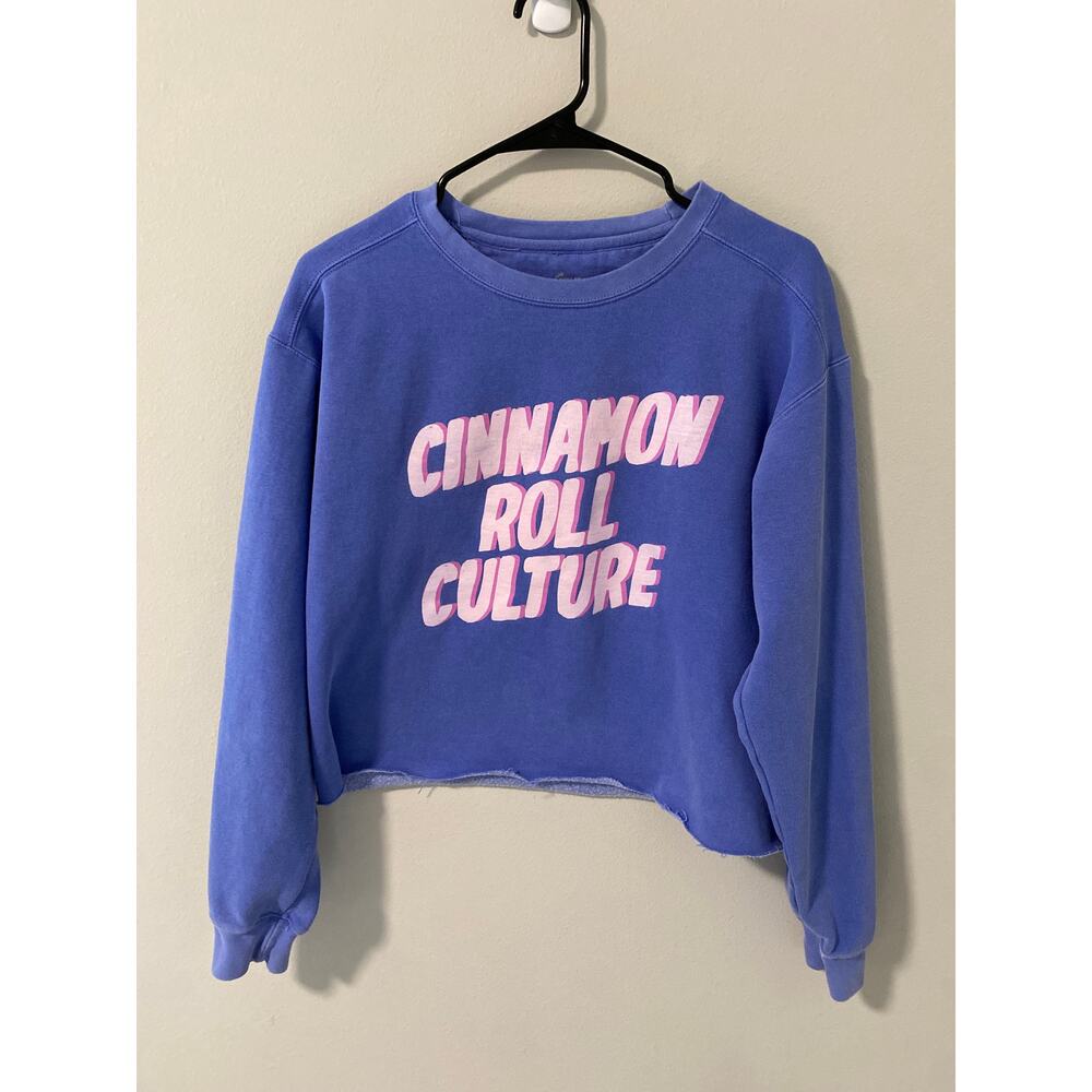 Cinnamon‎ Roll Culture TPUSA Politics Graphic Crew Neck Sweater Size Medium